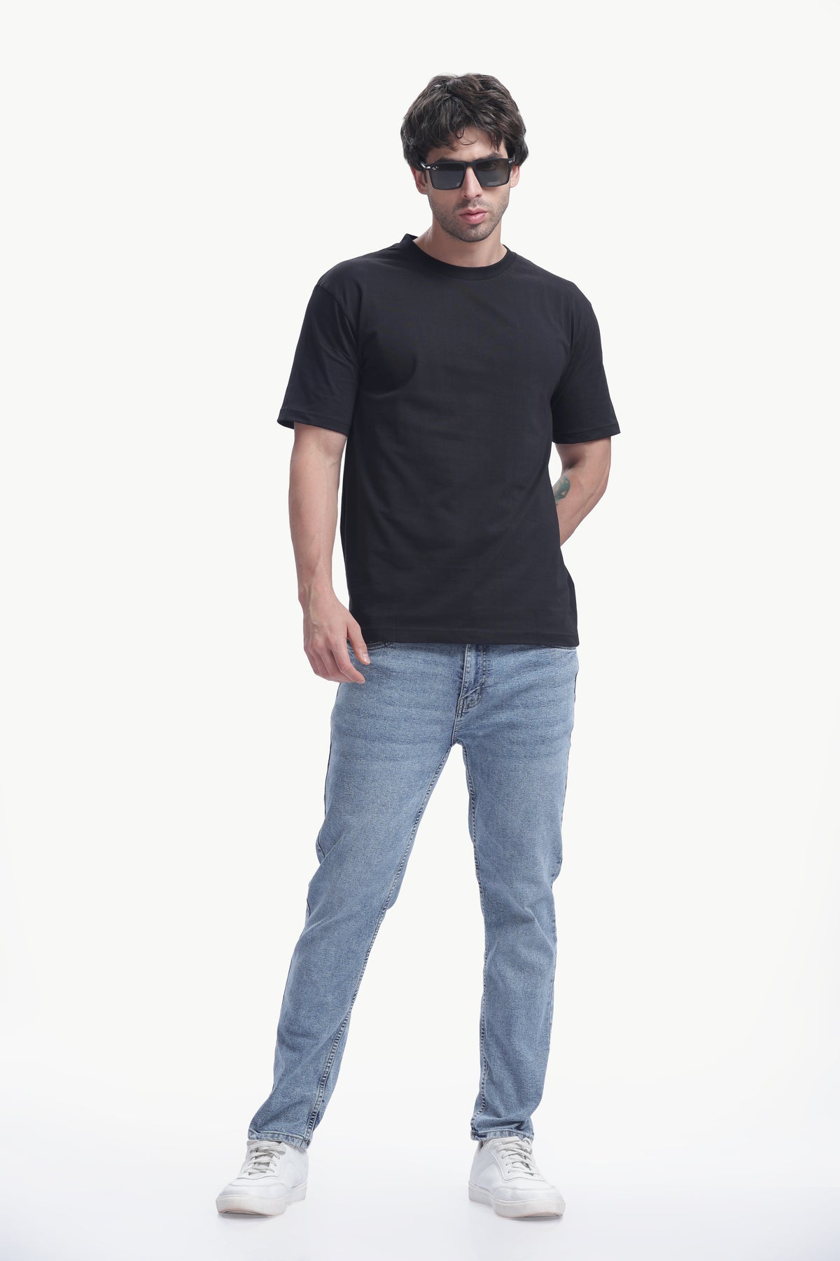 Plain Half Sleeve T-Shirt (Black)